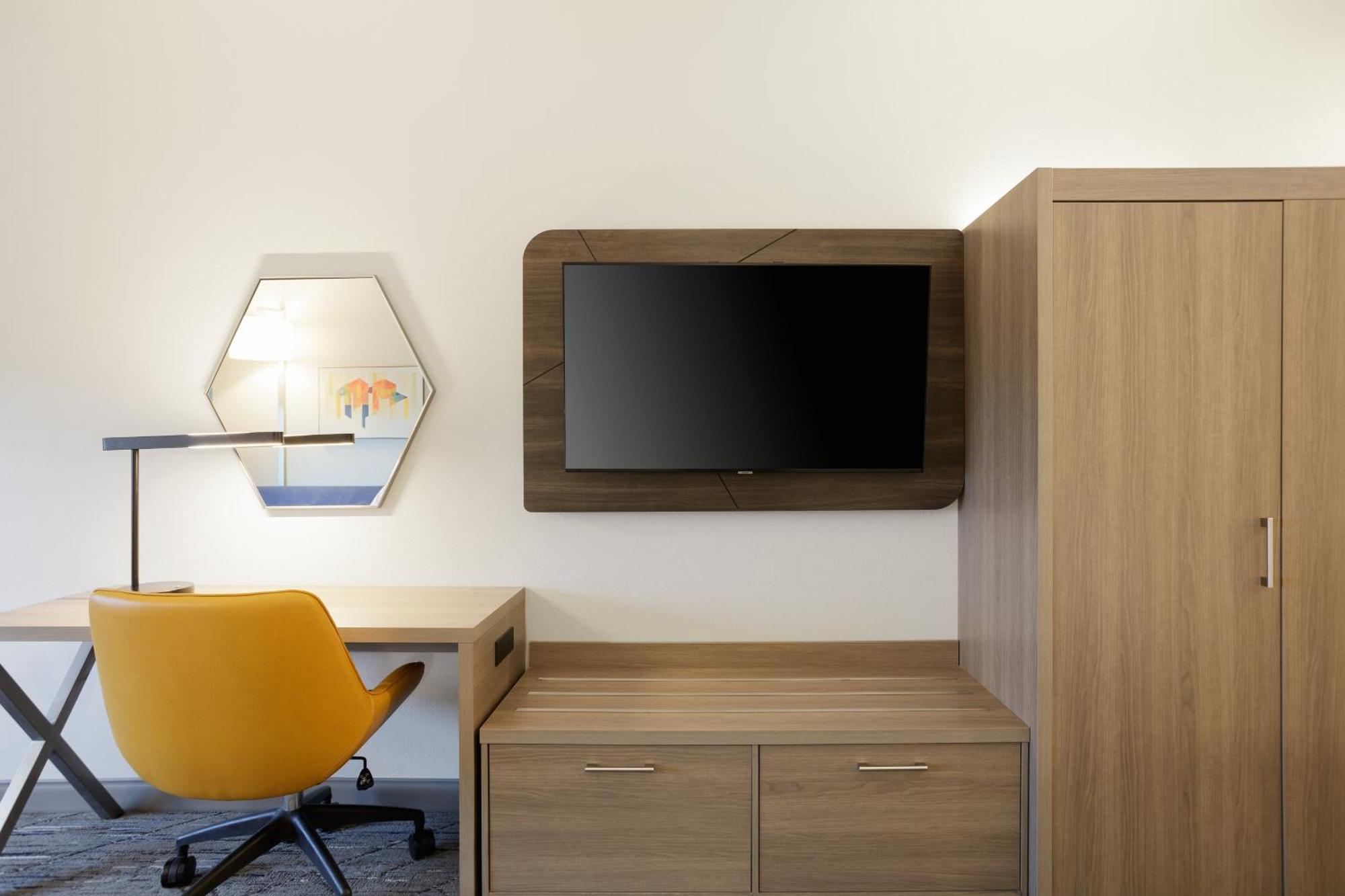 Holiday Inn Express Hotel & Suites Sanford By Ihg Eksteriør bilde