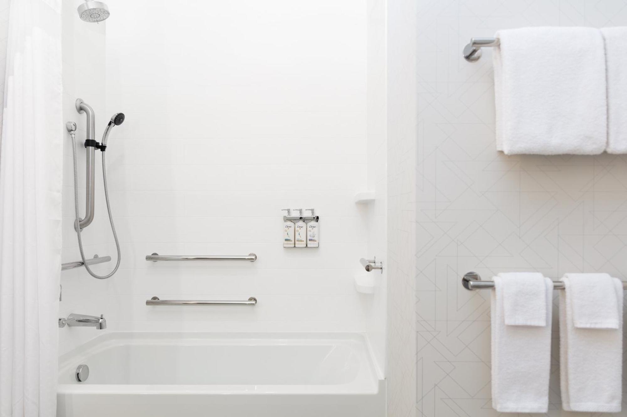 Holiday Inn Express Hotel & Suites Sanford By Ihg Eksteriør bilde