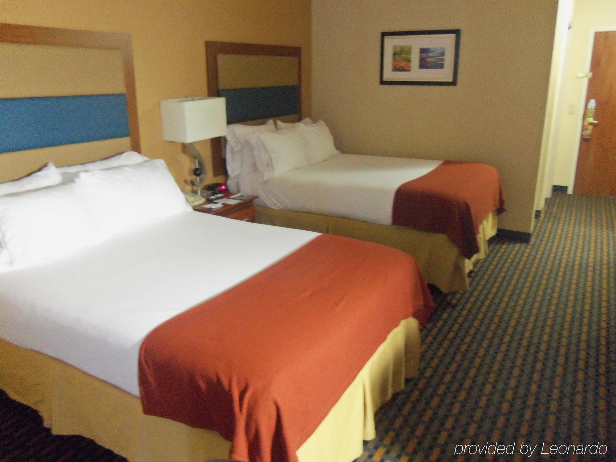 Holiday Inn Express Hotel & Suites Sanford By Ihg Eksteriør bilde