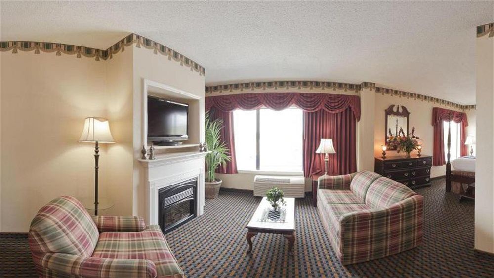 Holiday Inn Express Hotel & Suites Sanford By Ihg Eksteriør bilde