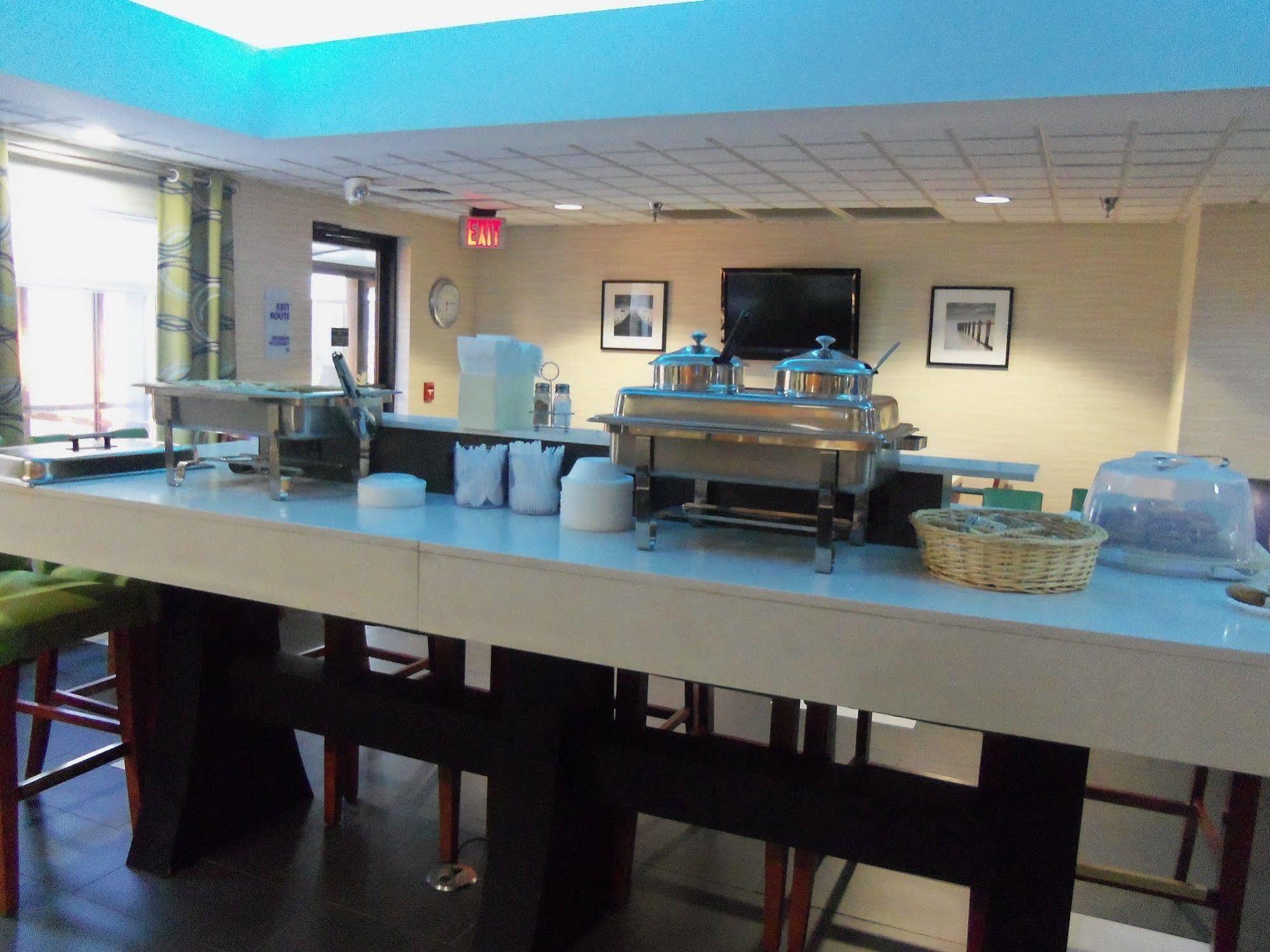 Holiday Inn Express Hotel & Suites Sanford By Ihg Eksteriør bilde