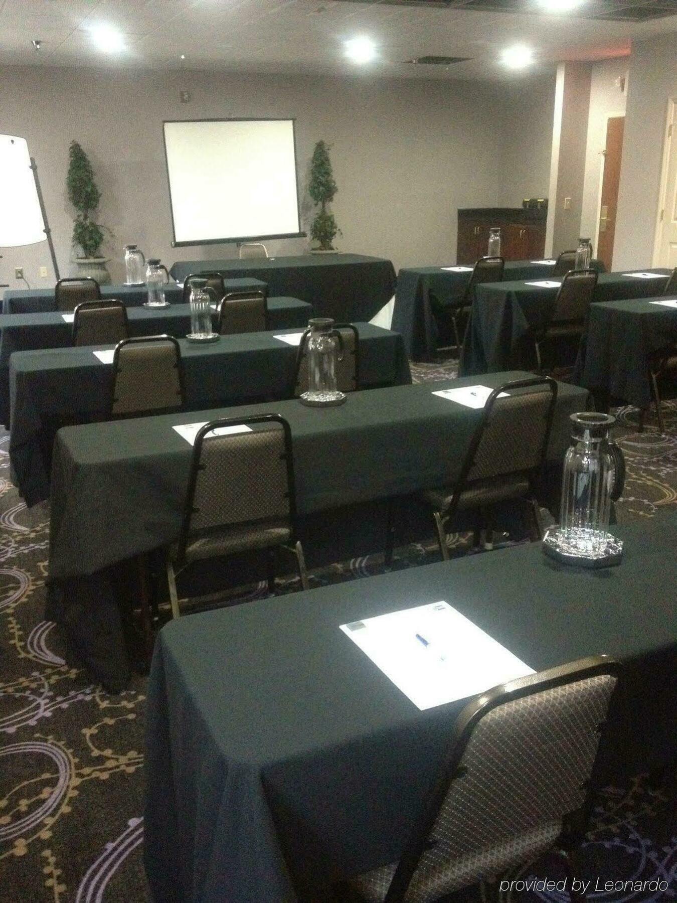 Holiday Inn Express Hotel & Suites Sanford By Ihg Eksteriør bilde